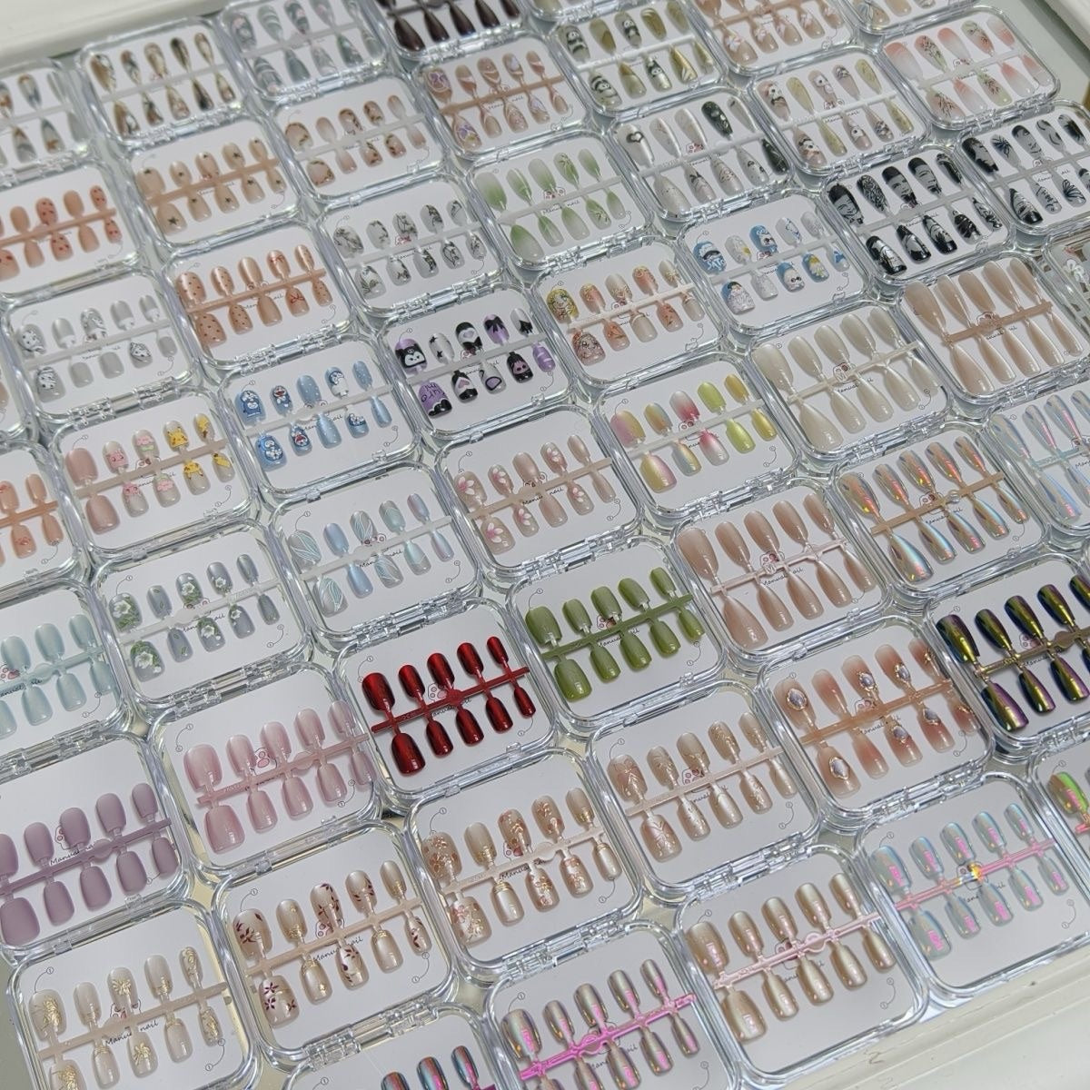 MYSTERY NAILS