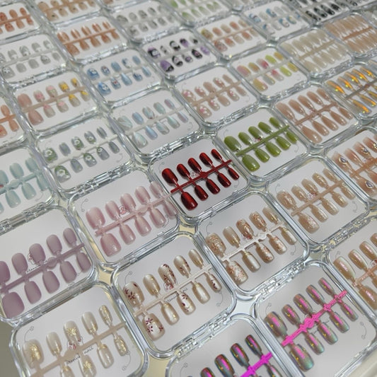 MYSTERY NAILS